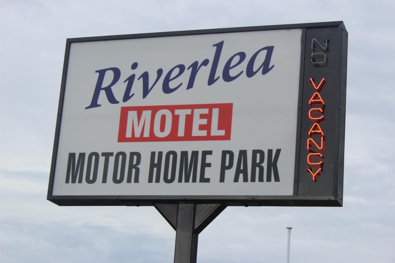 Riverlea Motel กอร์ ภายนอก รูปภาพ